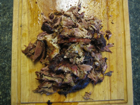 pulled-pork-from-roasted-bones