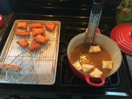 Beignets cooking 2