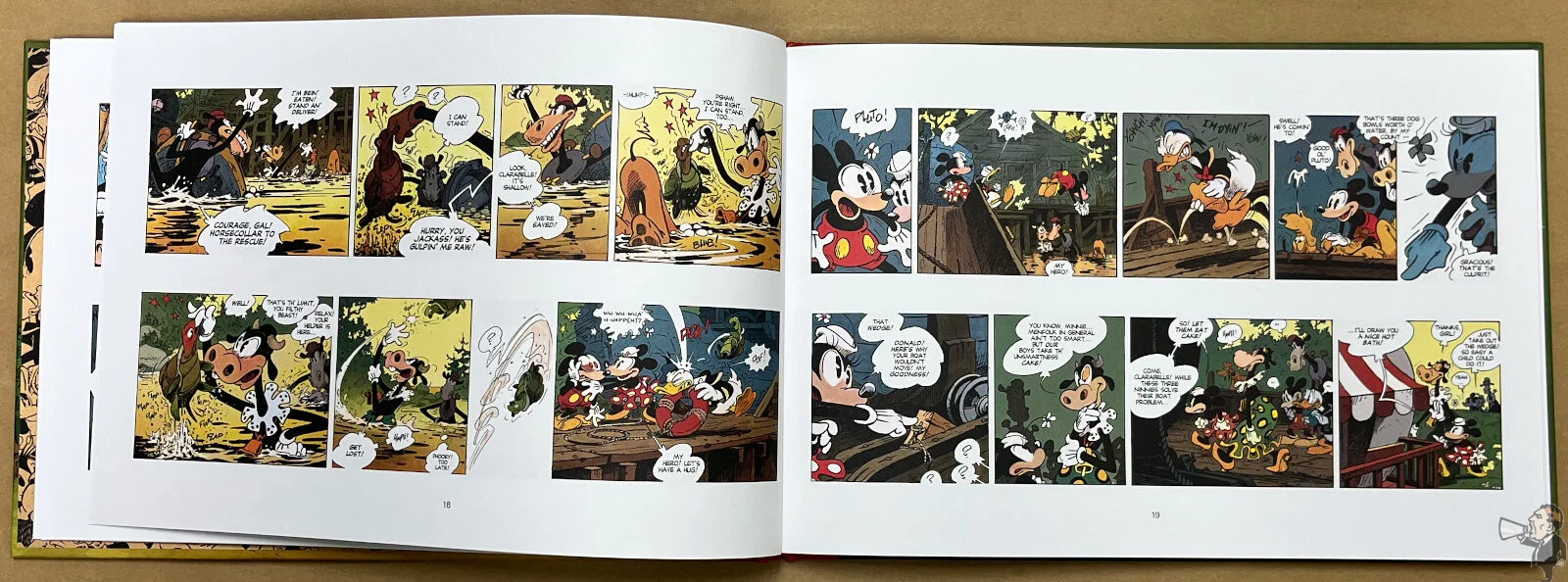 Mickey Mouse Zombie Coffee interior 4